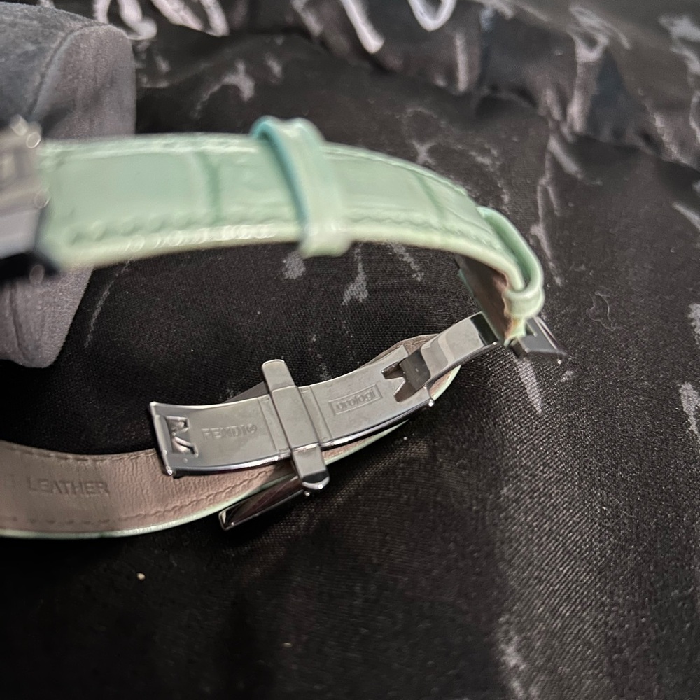 Authentic Fendi Watch - Picture 7 of 8